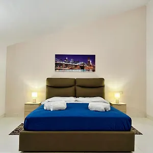 Affittacamere Unique In Centro Citta Bagno Privato E Climatizzatore, Ragusa